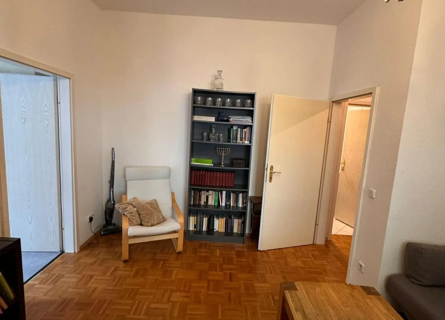 Geraeumiges 2-Raum-Apartment Mit Loggia 莱比锡 0*,  德国